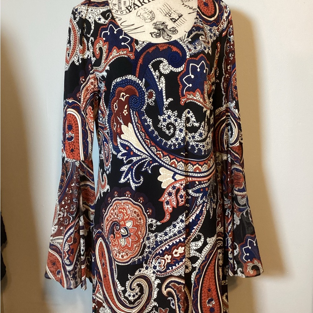 PAISLEY SUMMER DRESS WITH LARGE SLIT BELL SLEEVES WOMENS SIZE MED